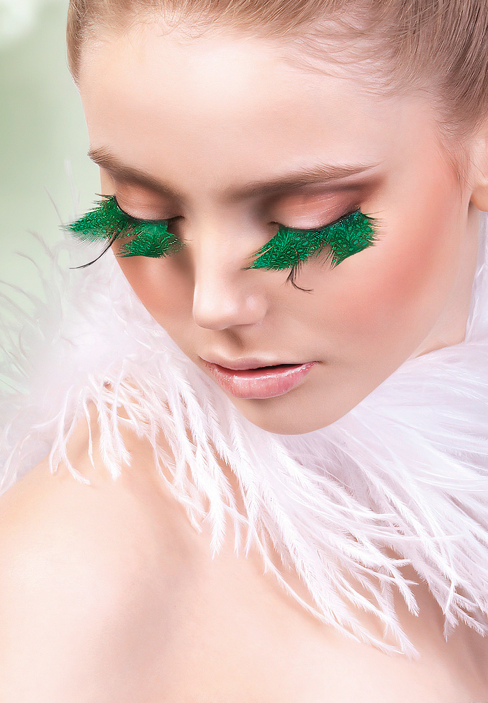 Paradise Dreams Turquoise Feather Eyelashes Eyelashes