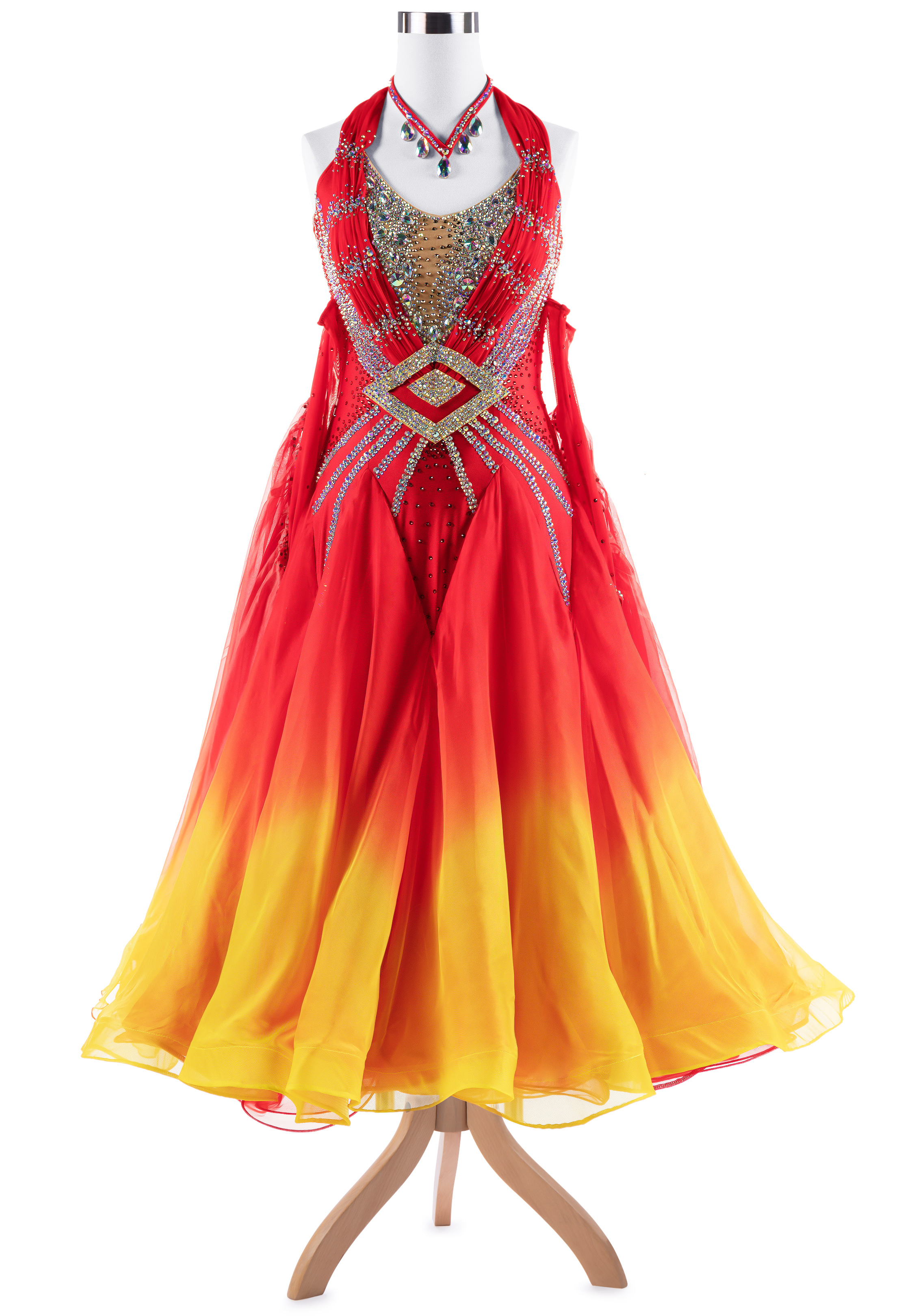 Passionate Shading Halterneck Ballroom Dress VN-A5397