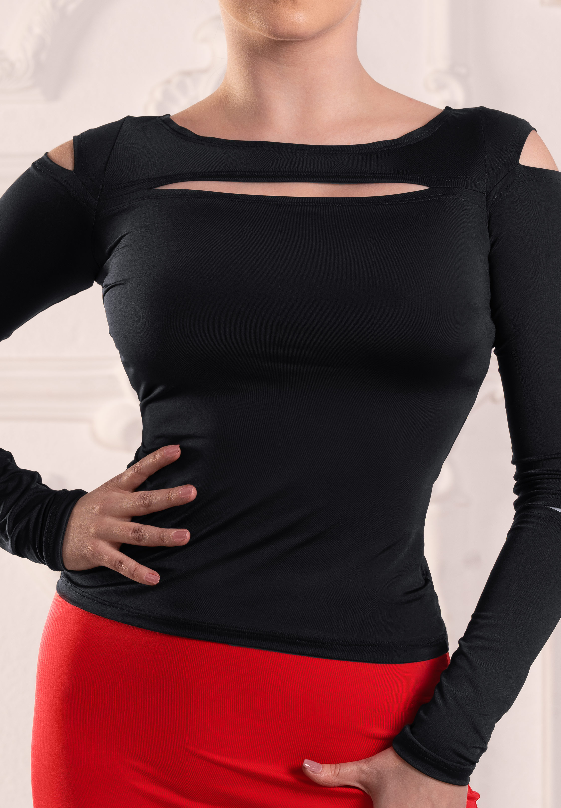 Dance Box Nina Slash Top P23120003-01 Black